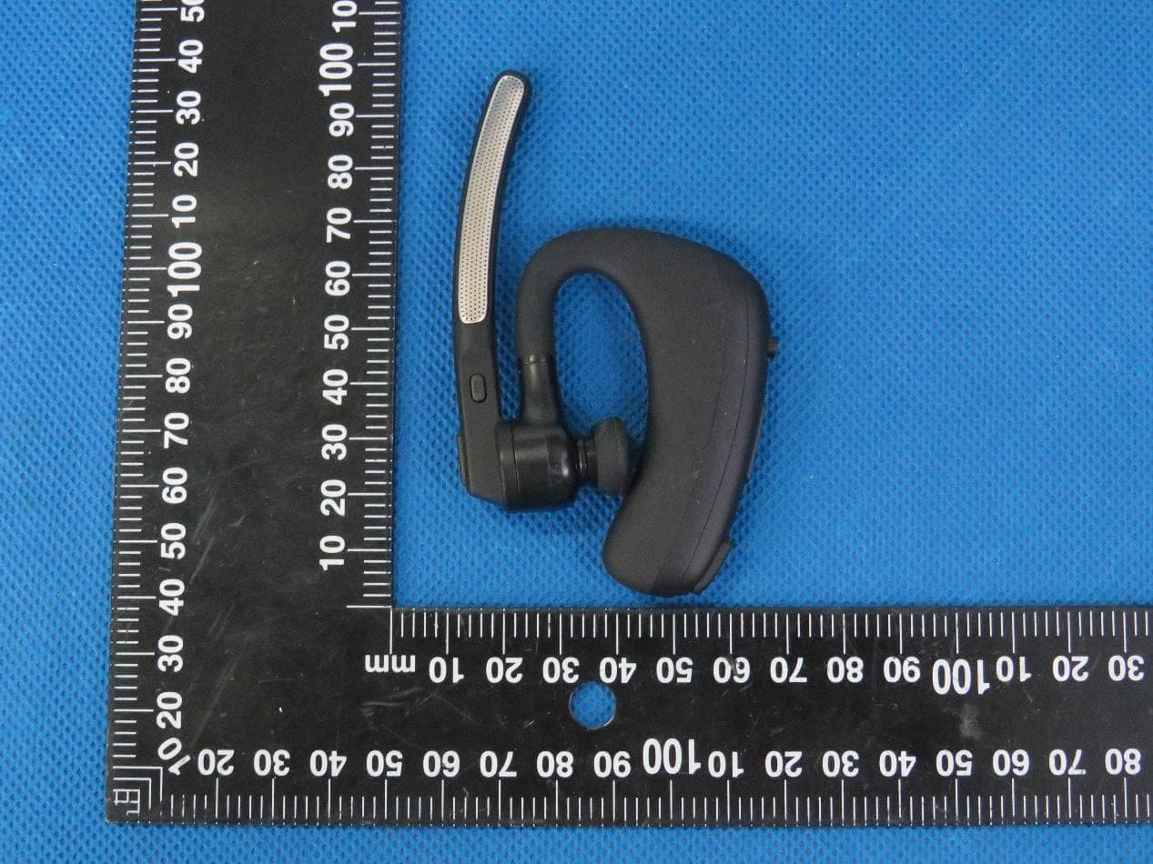 Bluetooth headset - FCC ID 2APZE-K20 - Shenzhen FuShiKe Electronic Co., Ltd (2)