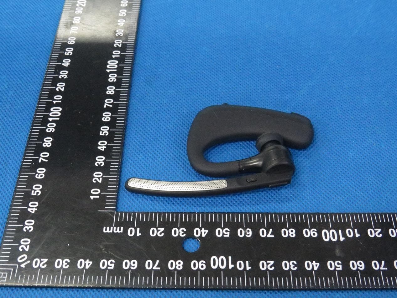 Bluetooth headset - FCC ID 2APZE-K20 - Shenzhen FuShiKe Electronic Co., Ltd (3)