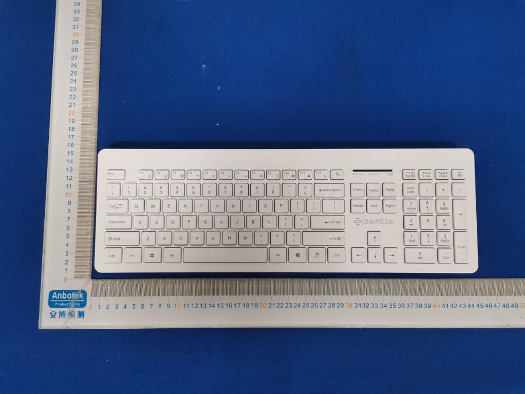Mute 2.4G wireless keyboard - FCC ID 2APZY-K56 - Dongguan Weiji Electronic Technology Co., Ltd. (3)
