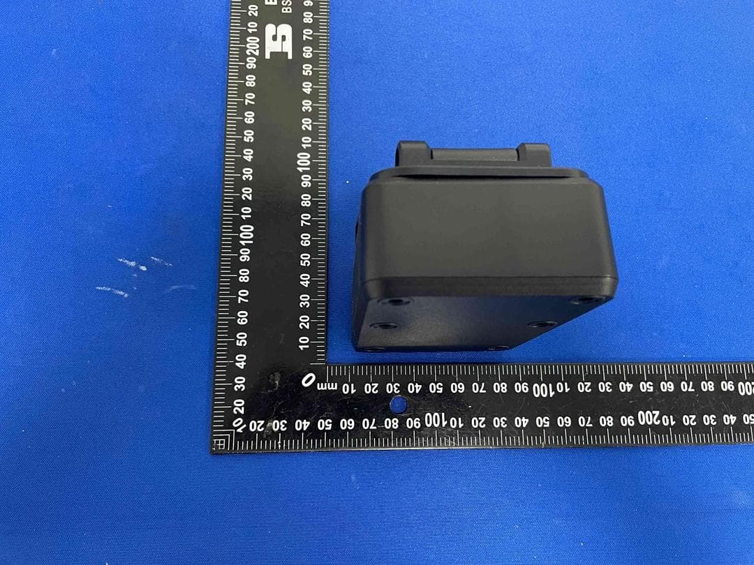Phone holder bluetooth speaker - FCC ID 2AQ2W-B10 - Shenzhen Doageas Technology Co., Ltd. (4)