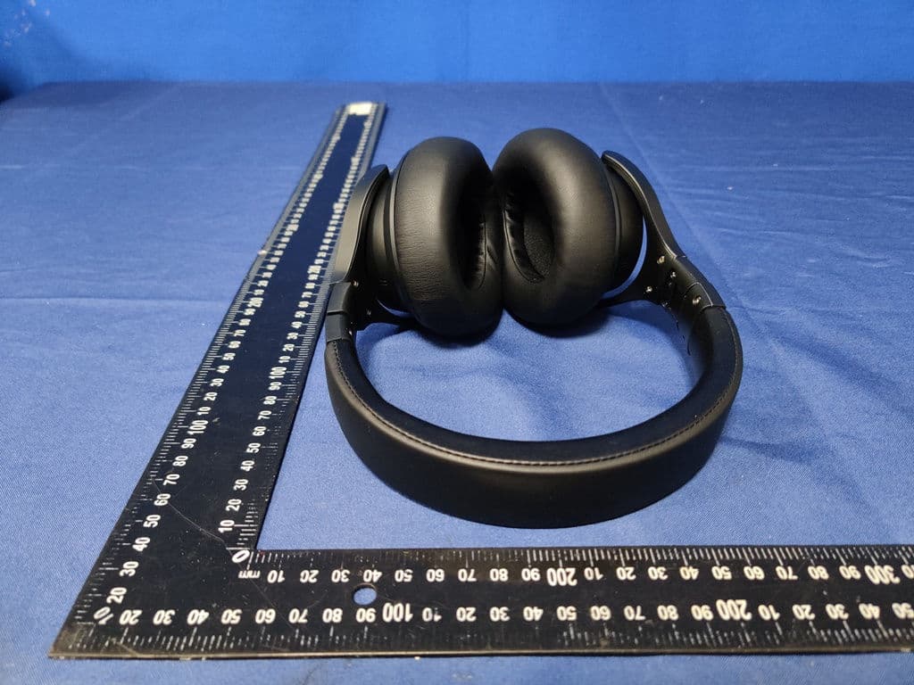 Wireless ANC Headset - FCC ID 2AQ3A-A0018 - Shenzhen VanTop Technology & Innovation Co., Ltd. (2)