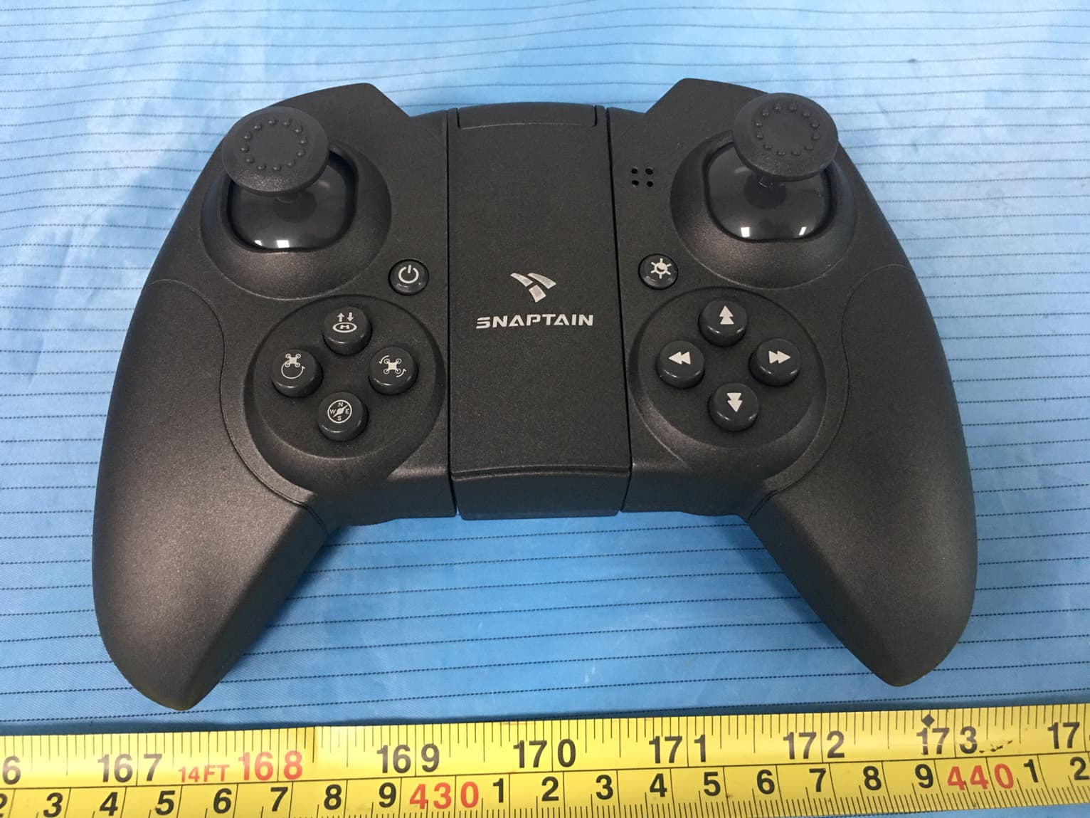 Remote - FCC ID 2AQ3A-A10R2420 - Shenzhen VanTop Technology & Innovation Co., Ltd. (2)