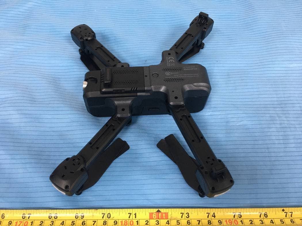 R/C QUADCOPTER - FCC ID 2AQ3A-SP510Q0520 - Shenzhen VanTop Technology & Innovation Co., Ltd.