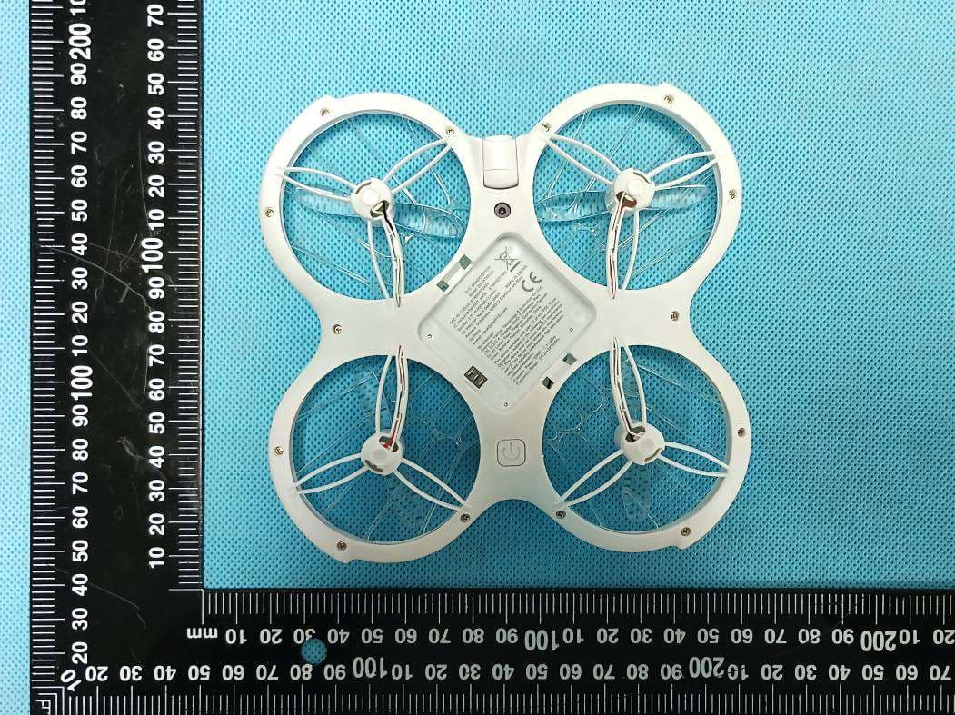R/C QUADCOPTER - FCC ID 2AQ3A-ST130BT2423 - Shenzhen VanTop Technology & Innovation Co., Ltd. (4)