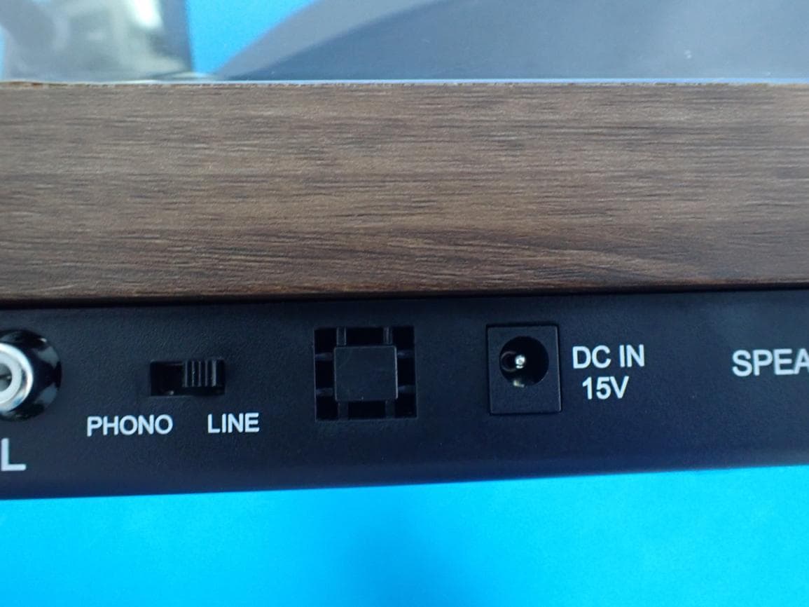 Turntable Hi-Fi System - FCC ID 2AQ4RHP-H007 - Haiping Industry Co., Ltd. (3)