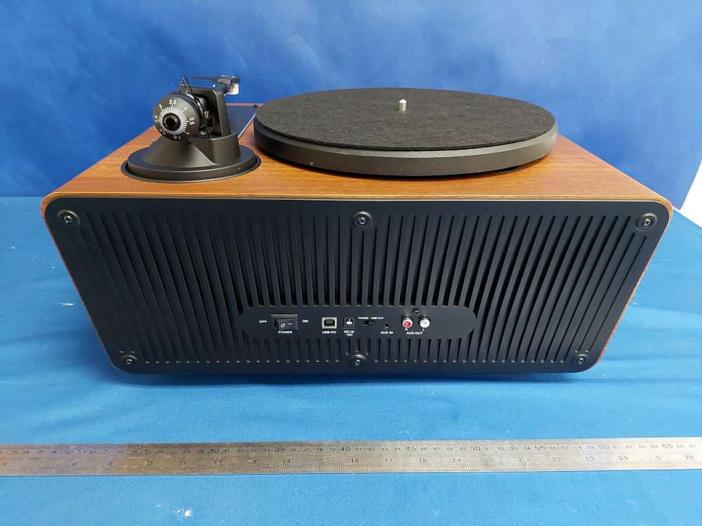 Turntable Player - FCC ID 2AQ4RHP-H08 - Haiping Industry Co., Ltd.