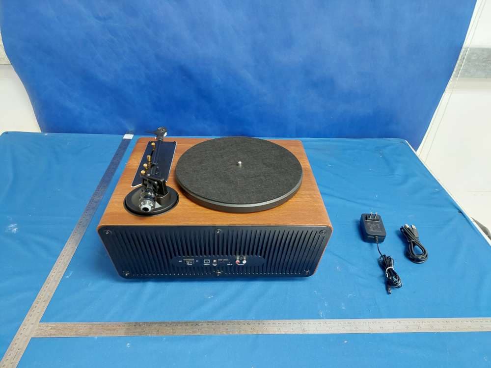 Turntable Player - FCC ID 2AQ4RHP-H08 - Haiping Industry Co., Ltd. (4)