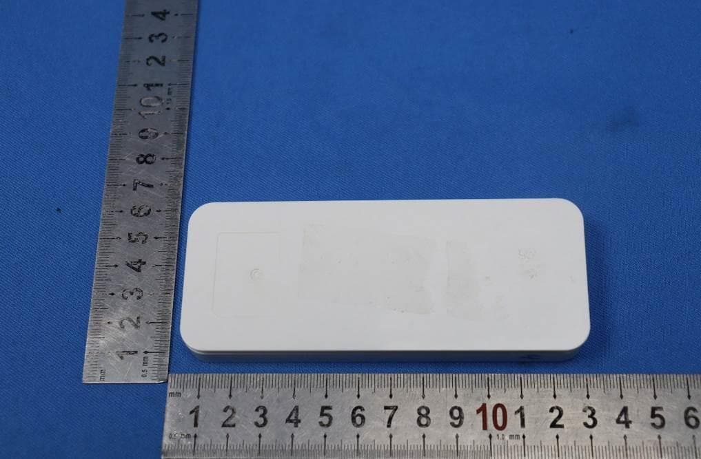 LTE GPS Tracker - FCC ID 2AQ68-QTS110 - Hon Lin Technology Co., Ltd. (5)