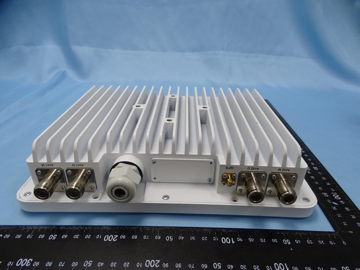 LTE Small Cell - FCC ID 2AQ68T99B226 - Hon Lin Technology Co., Ltd. (3)