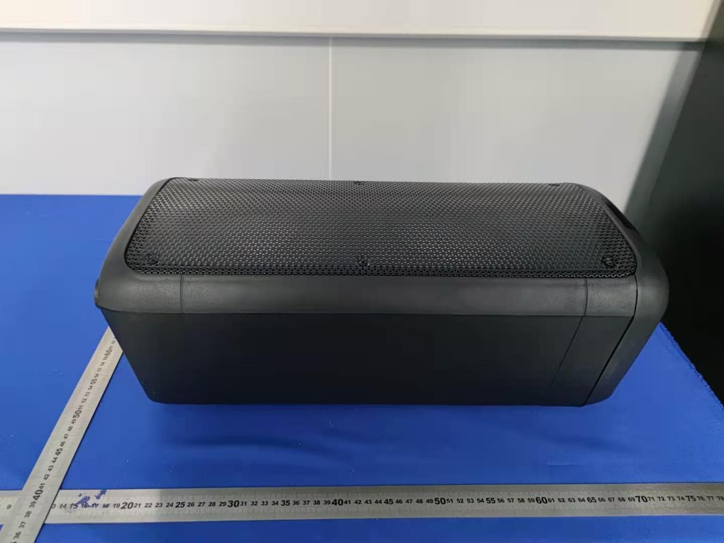 Portable speaker - FCC ID 2AQ8H-NDS-8501 - HANSEN ELECTRONICS CO., LTD. (2)