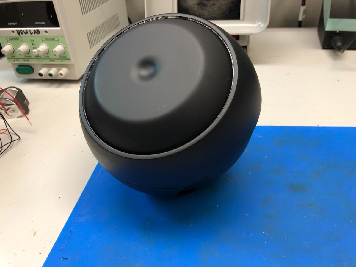 True Wireless Charging. The worlds first contactless wireless charging product for mobile devices. - FCC ID 2AQ8NMB-1 - Yank Technologies Inc
