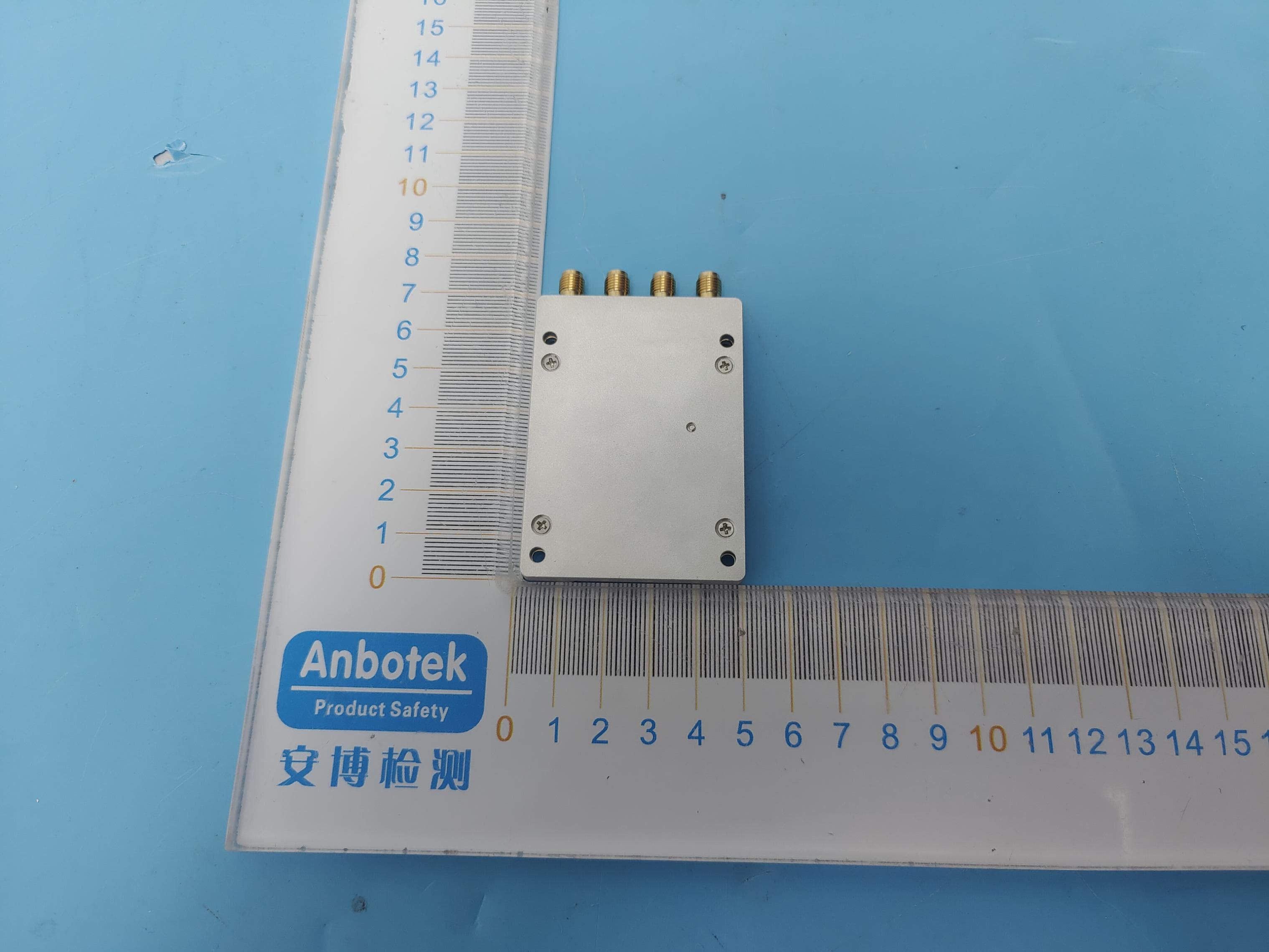 RFID module - FCC ID 2AQ9M-SIM3200 - Beijing Silion Technology Corp.,LTD. (2)