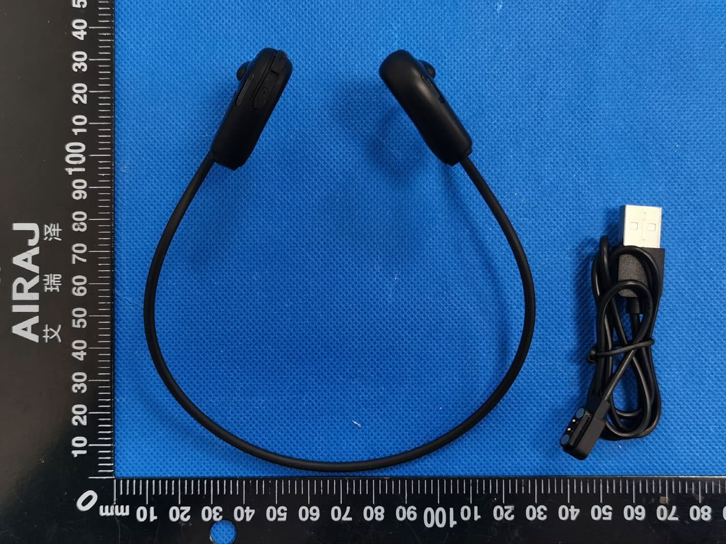 Air conduction wireless headphone - FCC ID 2AQ9R-BH830 - Shenzhen Elenose Technology Co. LTD (2)