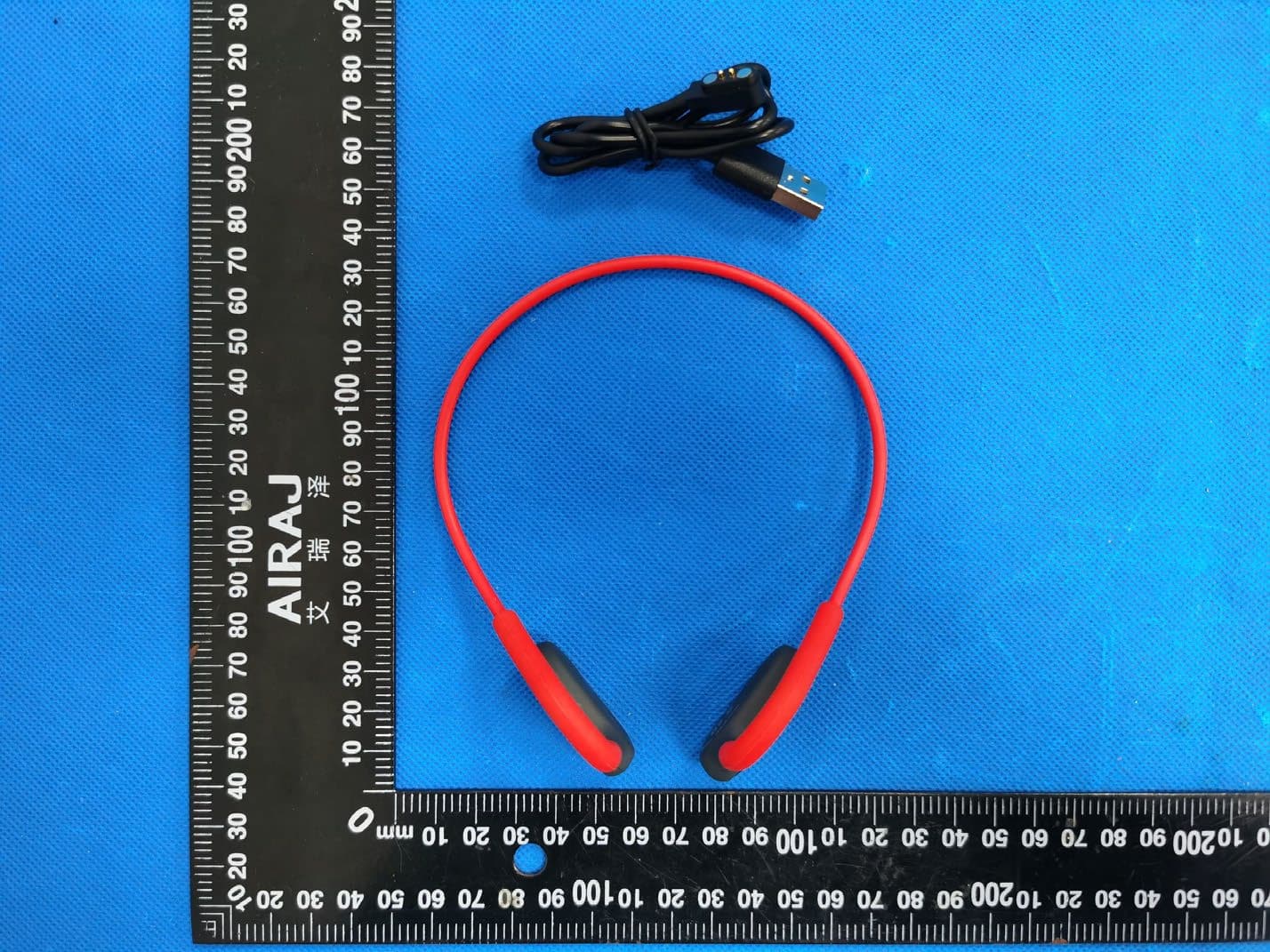 Air conduction wireless earphone - FCC ID 2AQ9R-BH831 - Shenzhen Elenose Technology Co. LTD (2)