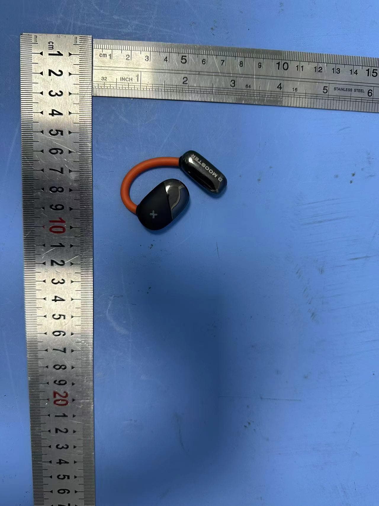 Bluetooth headset - FCC ID 2AQ9R-D72 - Shenzhen Elenose Technology Co. LTD