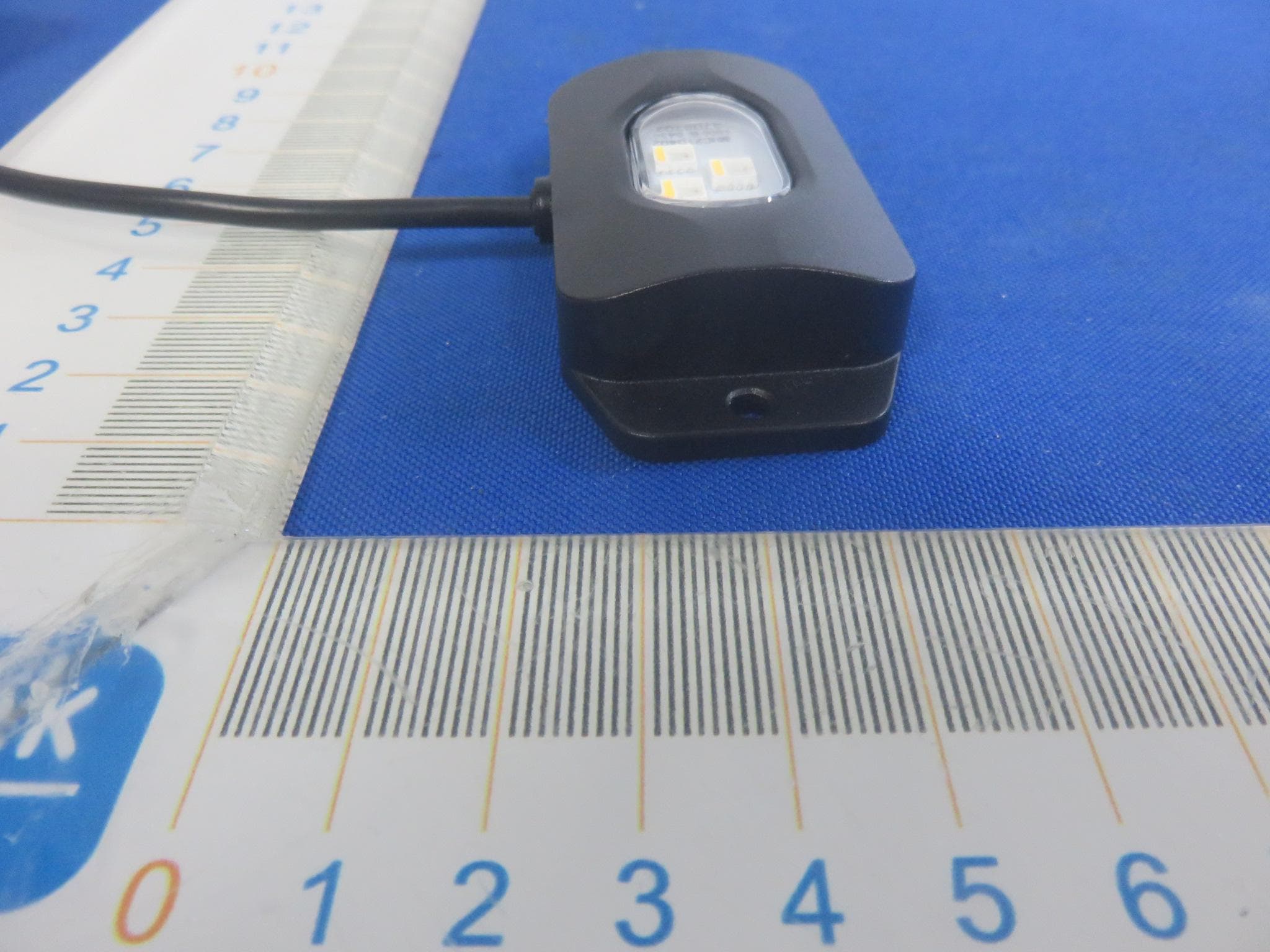 RGBW LED Rock Lights - FCC ID 2AQA6-B7080 - Shenzhen Intellirocks Tech. Co., Ltd. (3)