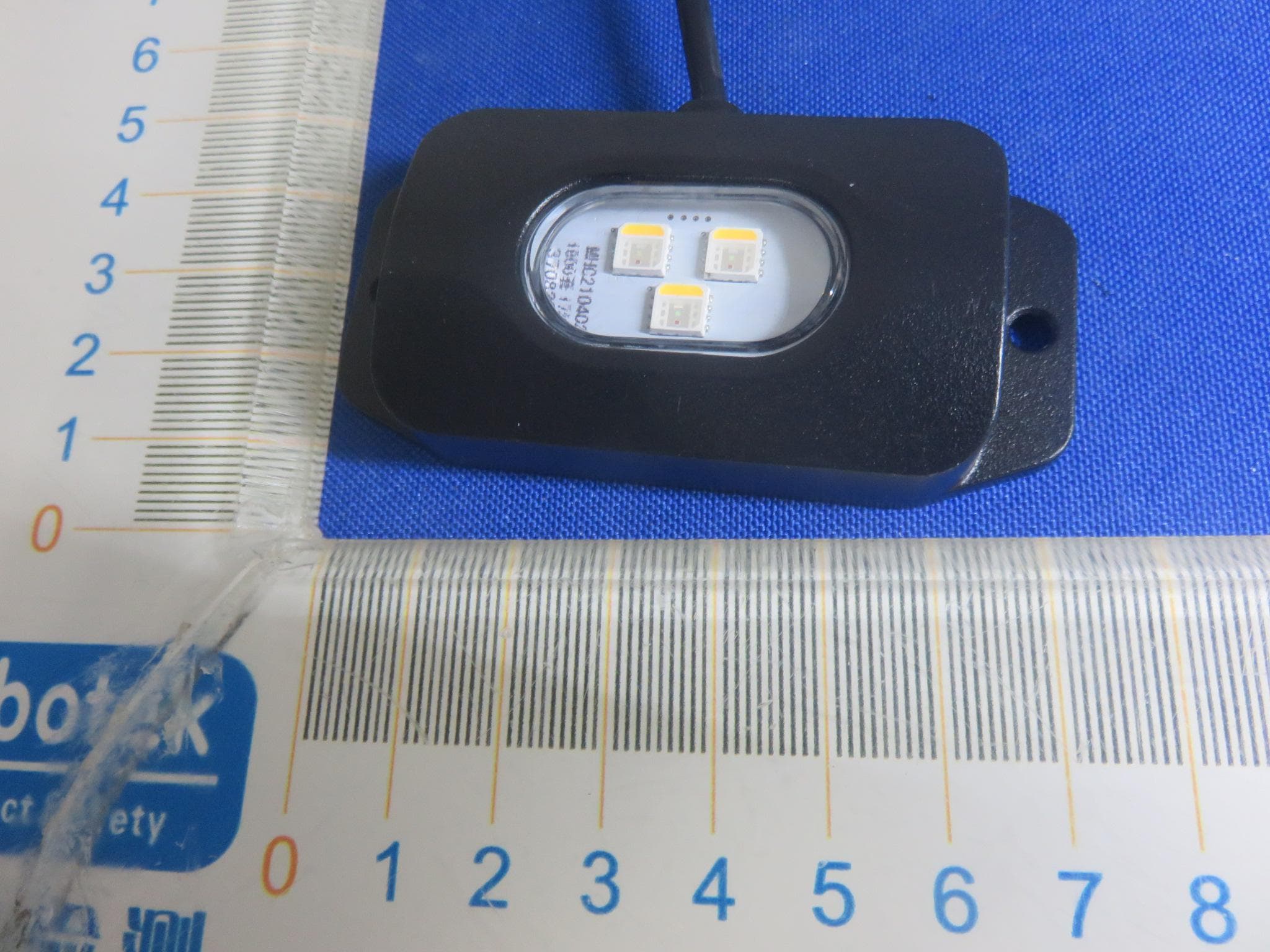 RGBW LED Rock Lights - FCC ID 2AQA6-B7080 - Shenzhen Intellirocks Tech. Co., Ltd.