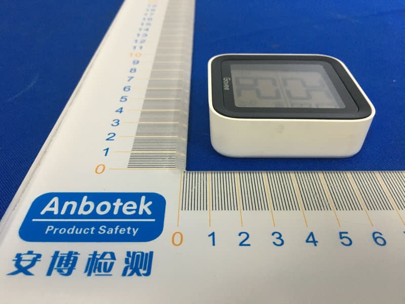 Smart Thermo-Hygrometer - FCC ID 2AQA6-H5102 - Shenzhen Intellirocks Tech. Co., Ltd.