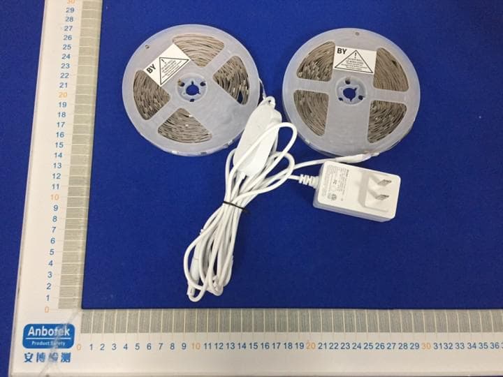 RGB LED Strip Lights - FCC ID 2AQA6-H613E - Shenzhen Intellirocks Tech. Co., Ltd.