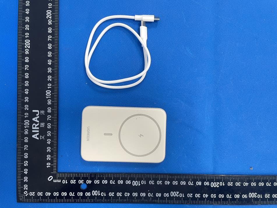 5000mAh Magnetic Wireless Power Bank - FCC ID 2AQI5-PB560 - Ugreen Group Limited