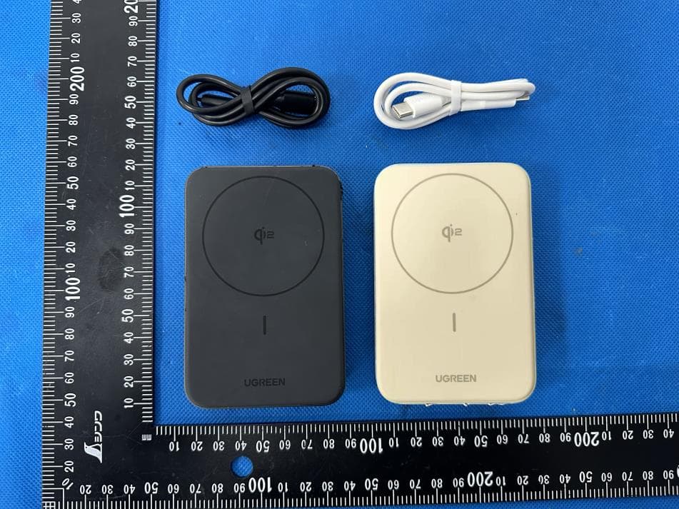 10000mAh Magnetic Wireless Power Bank - FCC ID 2AQI5-PB761 - Ugreen Group Limited