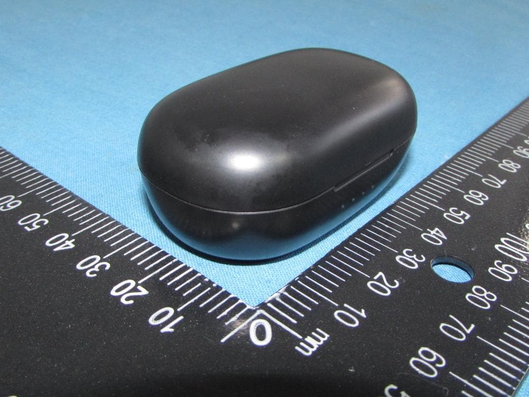 Bluetooth headset - FCC ID 2AQK8-D60 - Chandasung Tech (Shenzhen) Co., Ltd. (5)