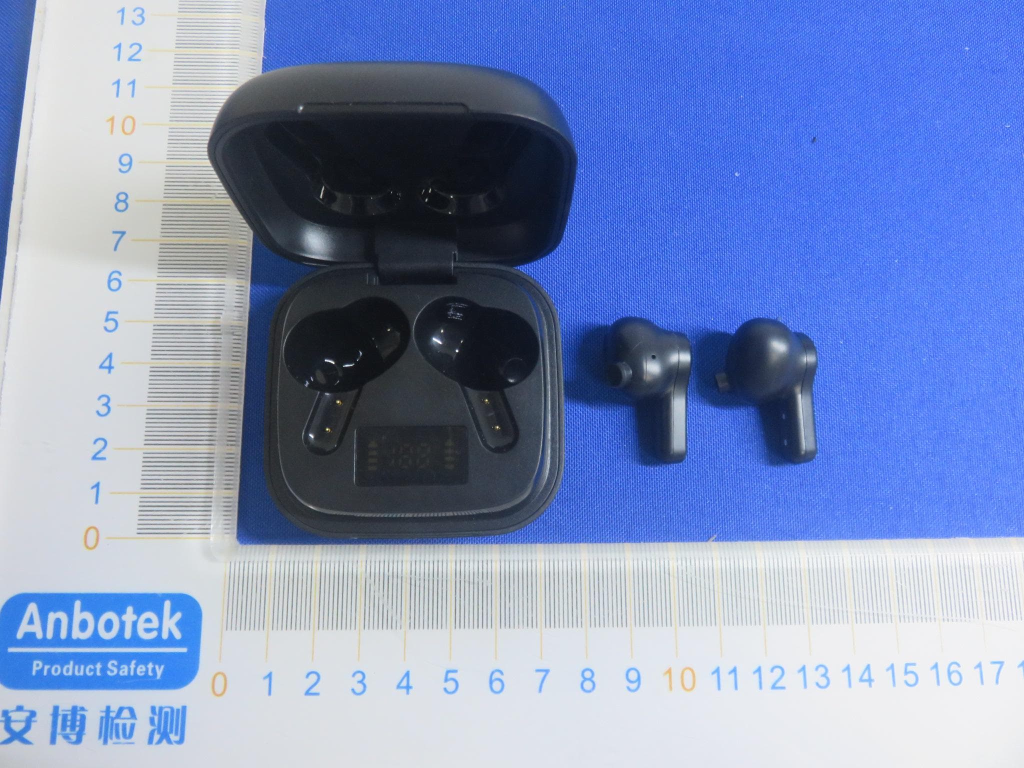 Bluetooth Earphones - FCC ID 2AQK8-D65 - Chandasung Tech (Shenzhen) Co., Ltd. (2)