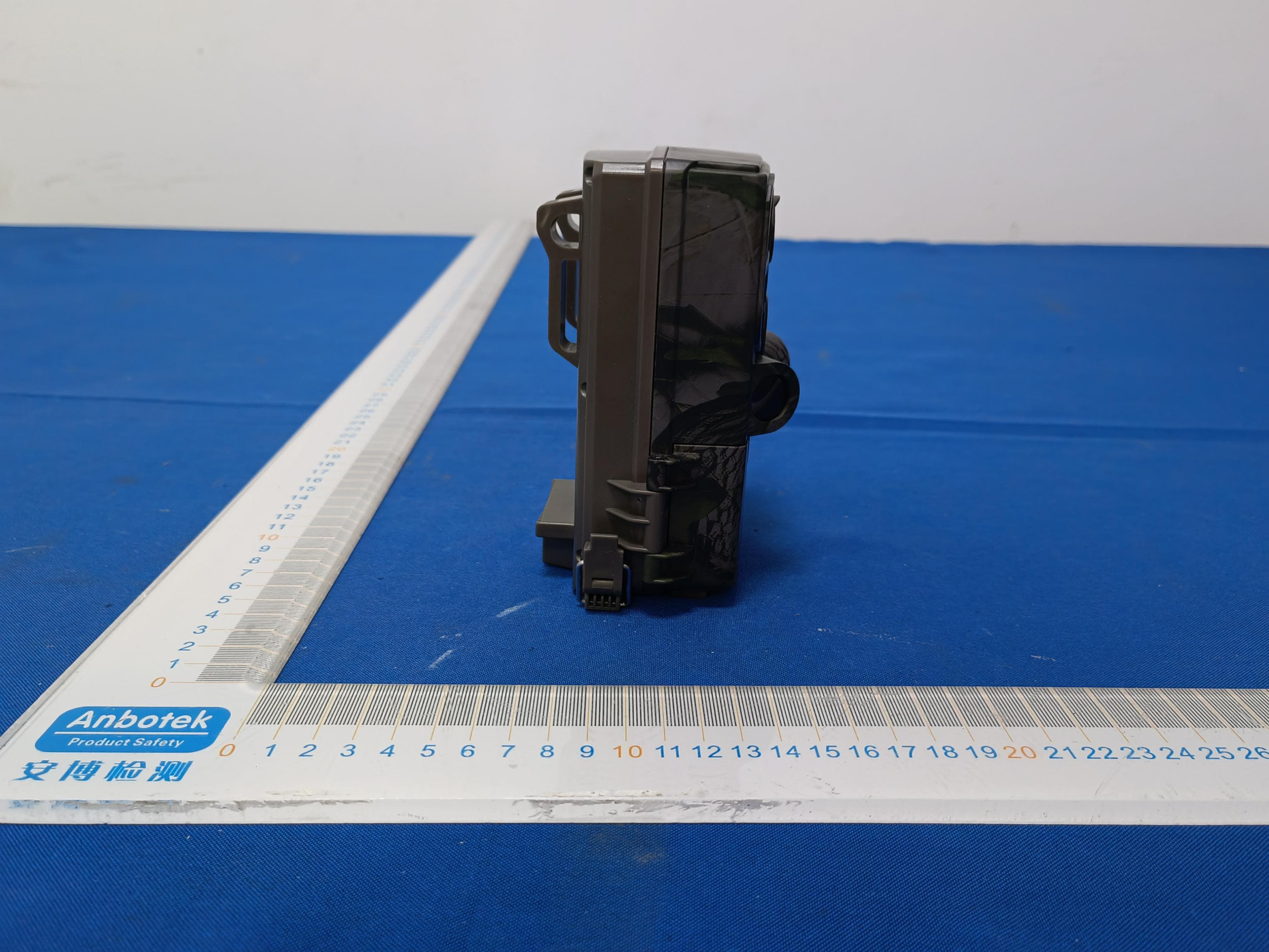 Hunting Camera - FCC ID 2AQKA-E206W-SPS - Shenzhen Fowke Innovation Technology Co., Ltd (3)