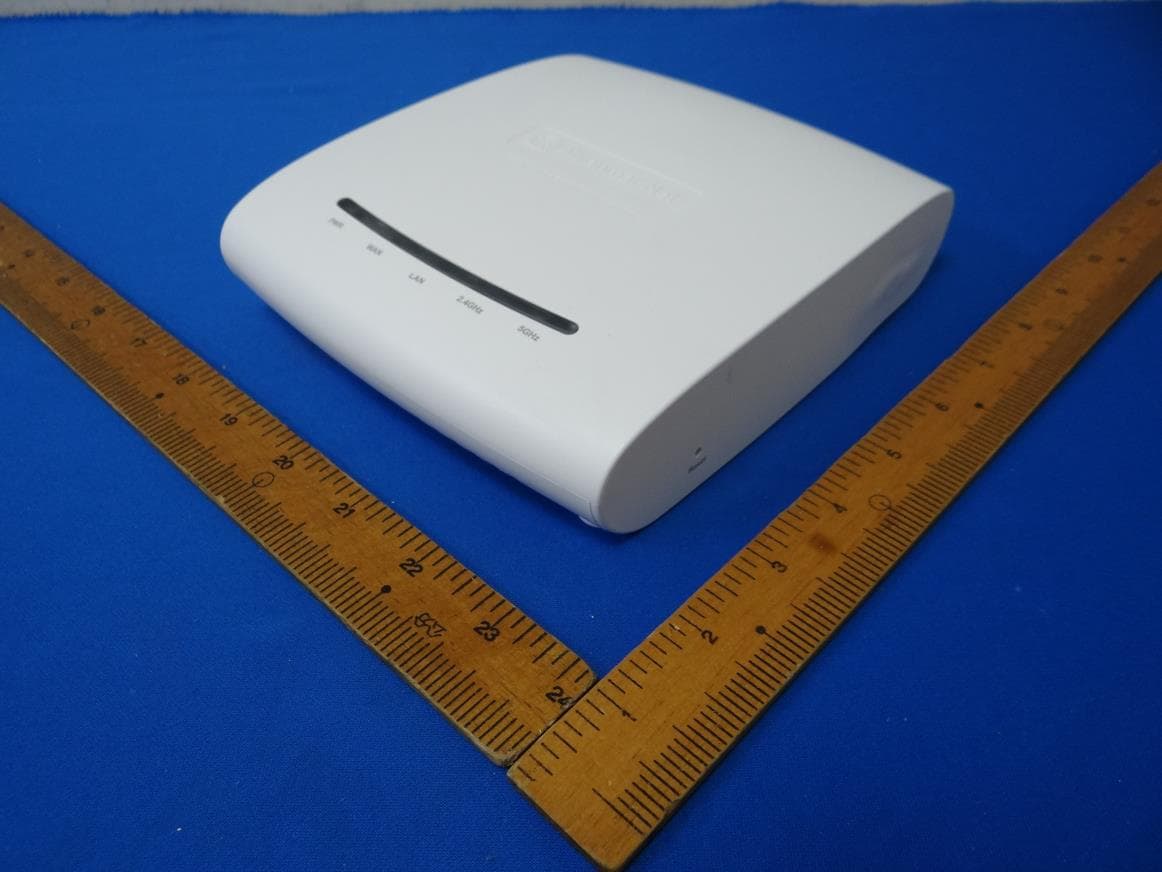 802.11ac 2x2 dual-band AP - FCC ID 2AQLFLCC - Frontiir Pte (with Frontiir Co LTD, Myanmar) (2)