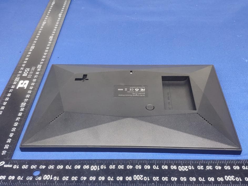 wifi digital picture frame - FCC ID 2AQMB-P100 - Shenzhen ChipTrip Technology Co,Ltd (2)