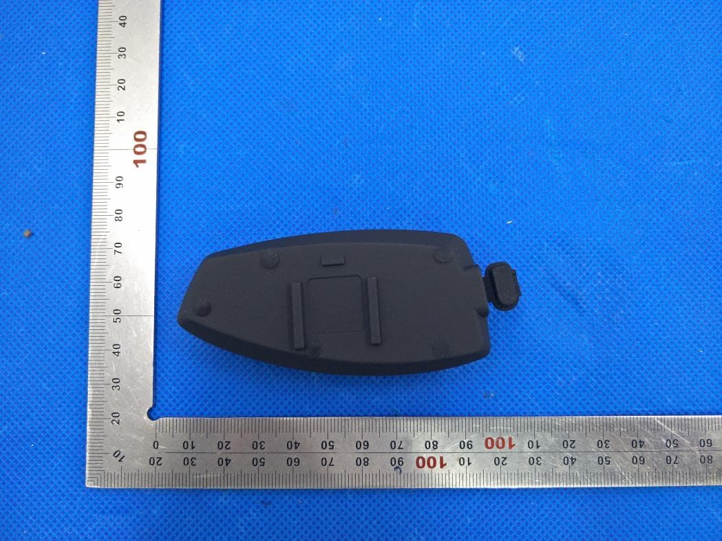 Motorcycle 4-Way Conference Intercom - FCC ID 2AQN2-T30-S - Shenzhen winnerelec Industrial CO.,LTD (3)