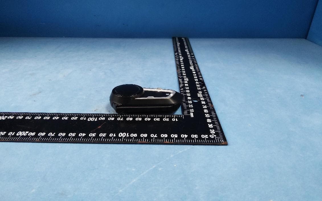 Motorcycle Bluetooth intercom - FCC ID 2AQN2-V10S - Shenzhen winnerelec Industrial CO.,LTD (5)