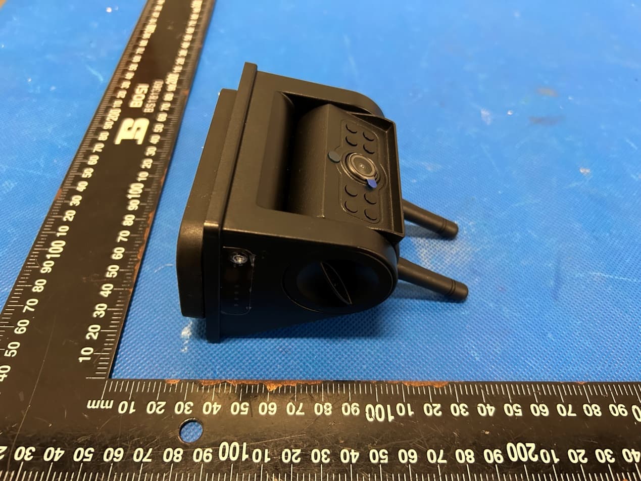 Wireless Backup camera System - FCC ID 2AQNR-MYTB703 - SHENZHEN SUNVEYTECH CO.,LTD (5)