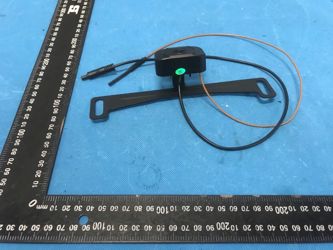 Wireless Backup camera System - FCC ID 2AQNR-SWDM2505006 - SHENZHEN SUNVEYTECH CO.,LTD (4)