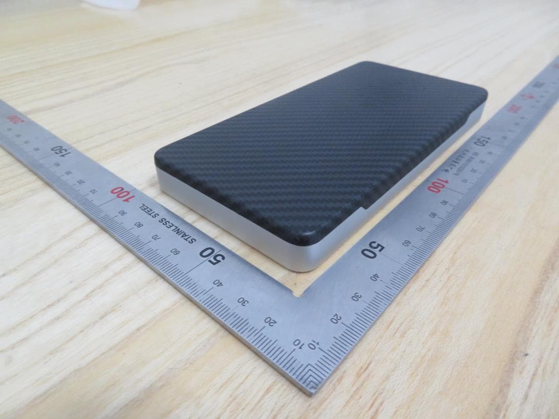 Xtorm Power Bank Wireless 8000 - Alpha - FCC ID 2AQOFDS200 - Telco Accessories B.V. (3)