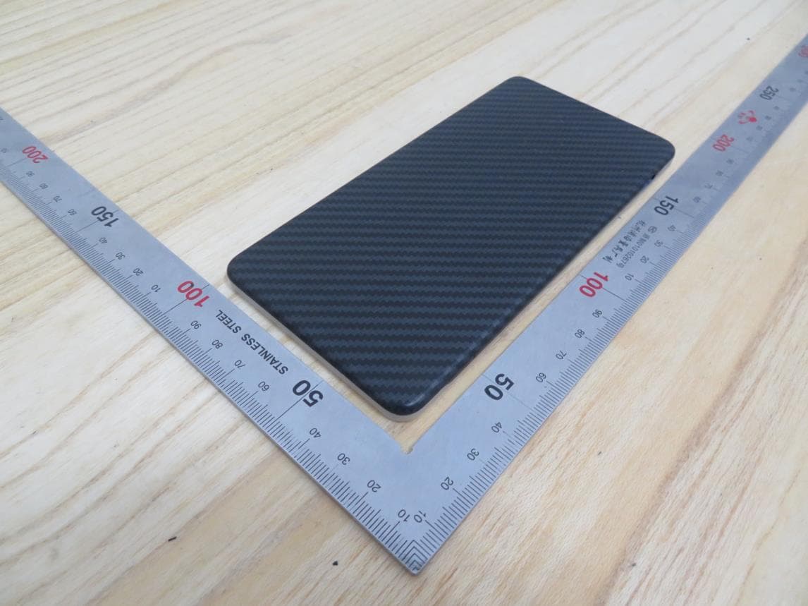 Xtorm Wireless Charging Pad &Stand-Delta - FCC ID 2AQOFDS201 - Telco Accessories B.V.