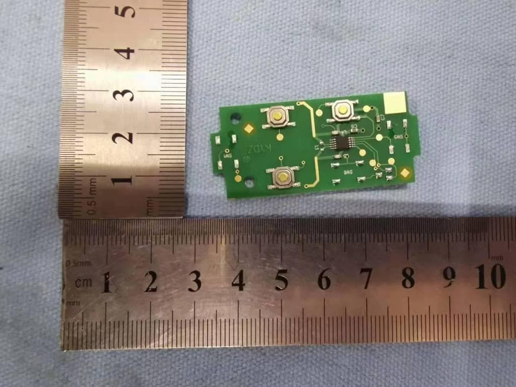 remote - FCC ID 2AQPB-BAP9799 - Boost Auto Parts LLC (2)
