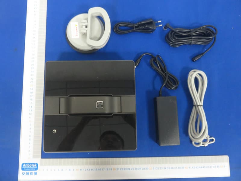 WINDOW CLEANING ROBOT - FCC ID 2AQQO-1080 - Zhengzhou Bangmi Smart Technology CO.,LTD. (3)