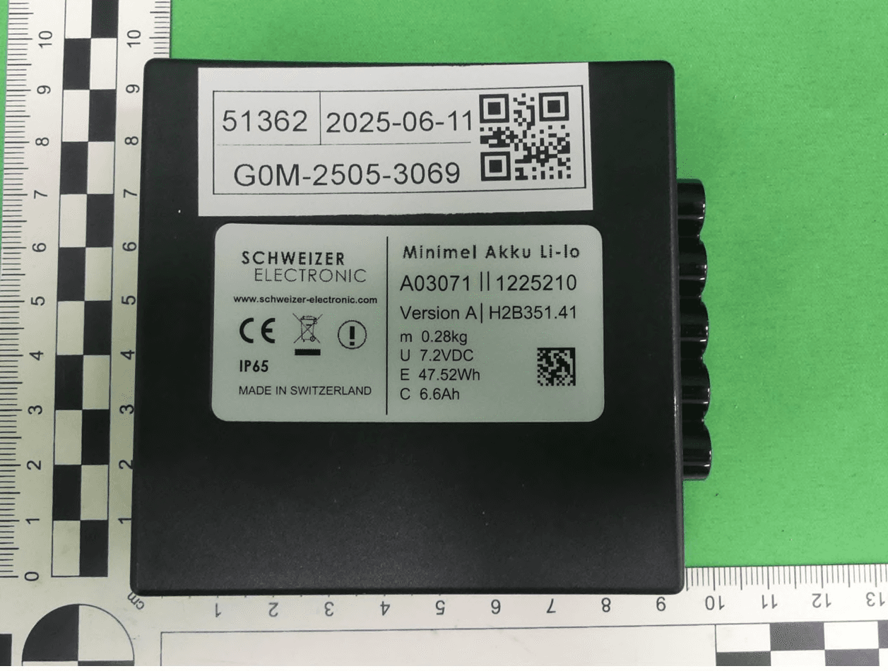 Radio-based railworker warning system - FCC ID 2AQQU-EZG0201H - Schweizer Electronic AG (5)