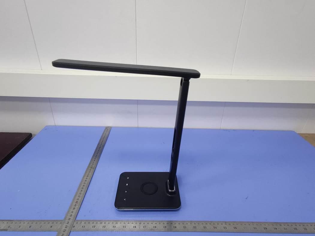 LED Desk Lamp with Wireless Charger - FCC ID 2AQRG-U13Q2 - Shenzhen Feihe Electronics Co., Ltd (5)