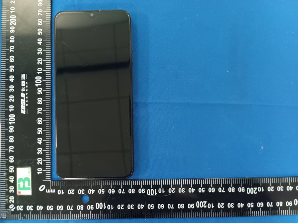 Smart Phone - FCC ID 2AQRM-A65 - FOXX Development Inc. (2)