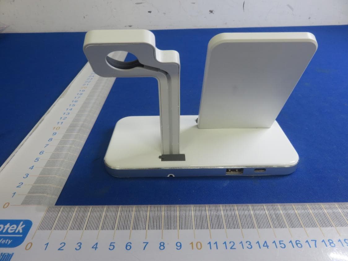 Fast Wireless Charging - FCC ID 2AQRP-C-093 - Dongguan Tyjin Electronics Co., Ltd.