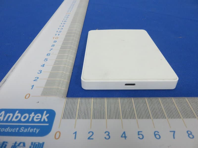Wireless Charging Pad - FCC ID 2AQRPTJC128WC - Dongguan Tyjin Electronics Co., Ltd. (2)