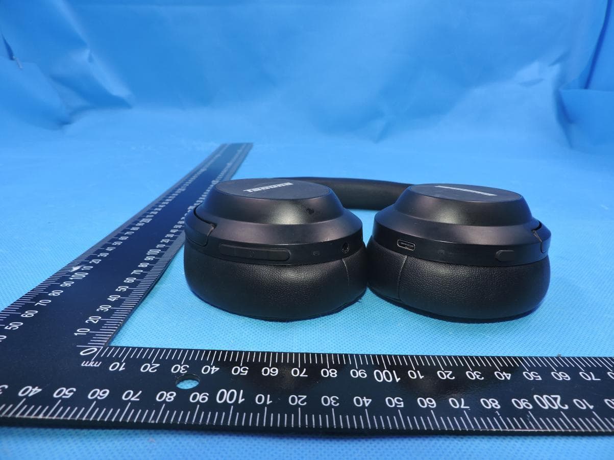 BT&NC Headphone - FCC ID 2AQSM-TSOUND02240 - Tectronics Global Limited (3)