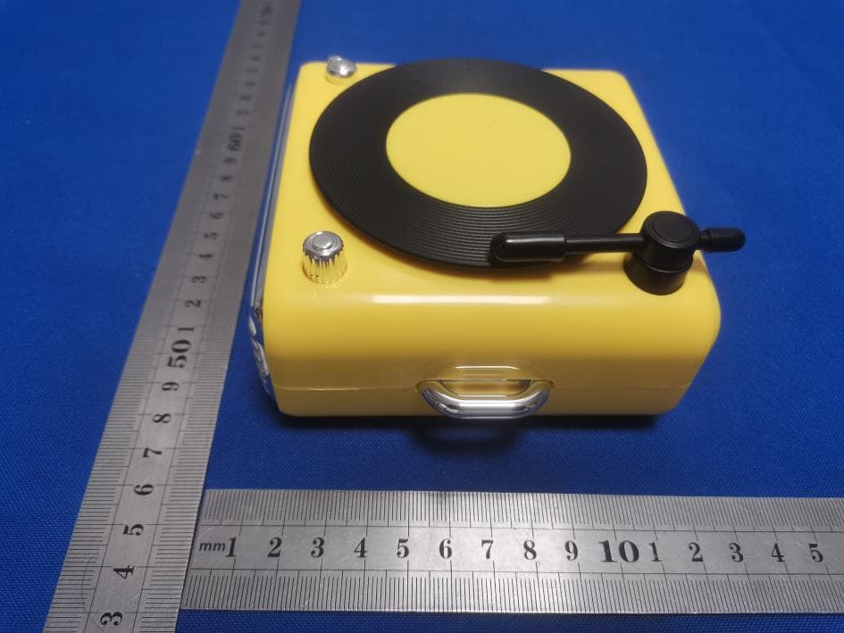 LFXMINIONS_BROWN&BOB_22 RETRO SPEAKER - FCC ID 2AQTS-22CE-MRS01 - IPX Corporation (3)