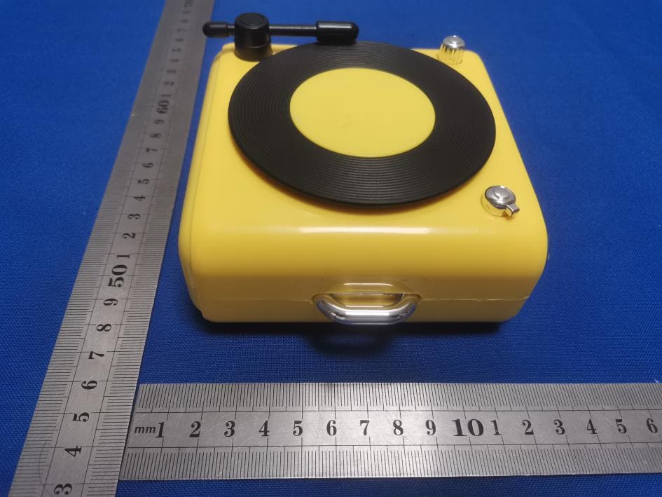 LFXMINIONS_BROWN&BOB_22 RETRO SPEAKER - FCC ID 2AQTS-22CE-MRS01 - IPX Corporation (2)