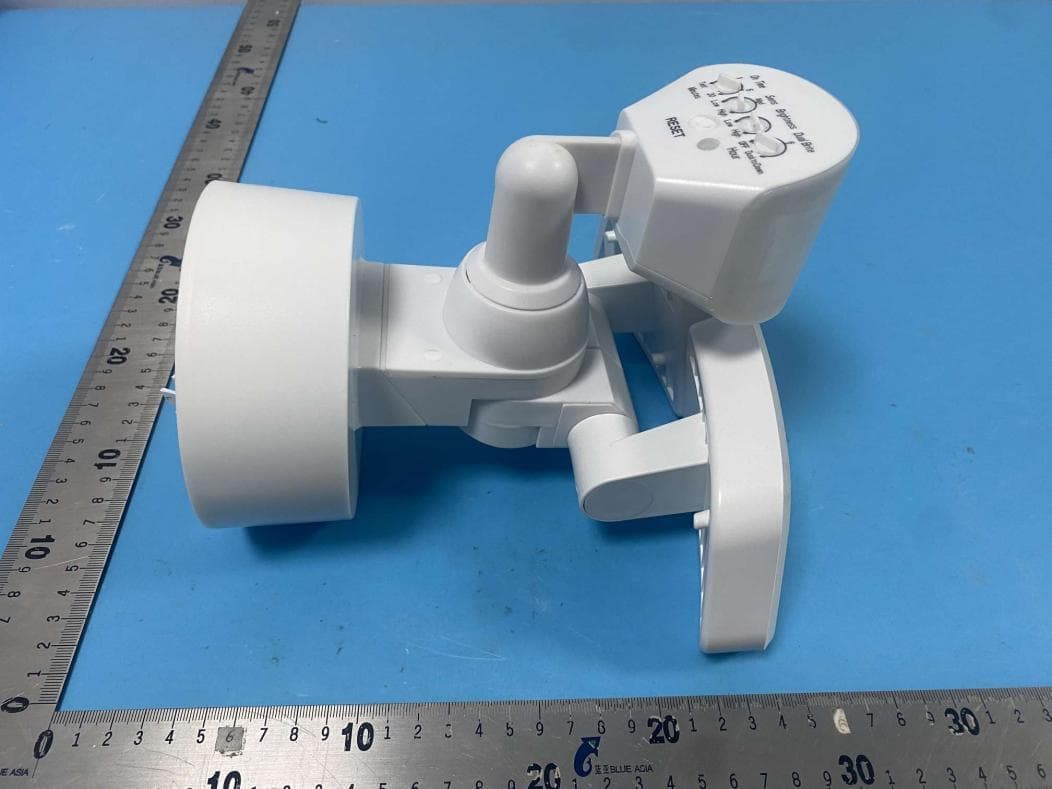 Outdoor Fixed Security Light with Wifi module - FCC ID 2AQUQGB17274 - Globe Electric Company Inc. (2)