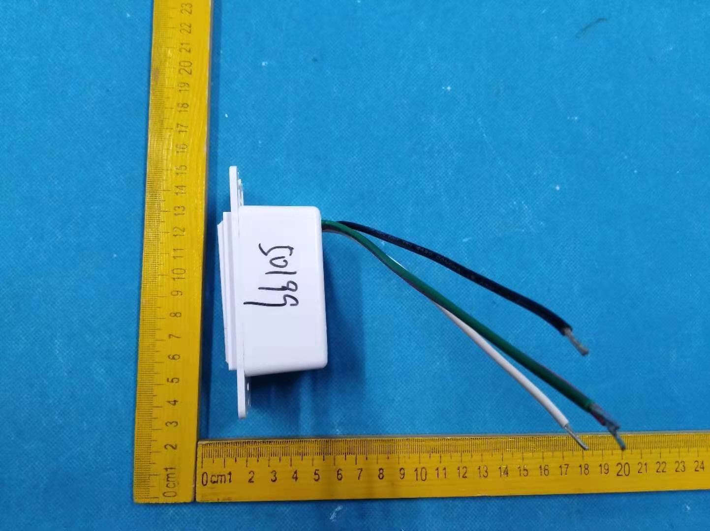 Smart Dimmer Switch 50199 - FCC ID 2AQUQGE50199 - Globe Electric Company Inc. (2)