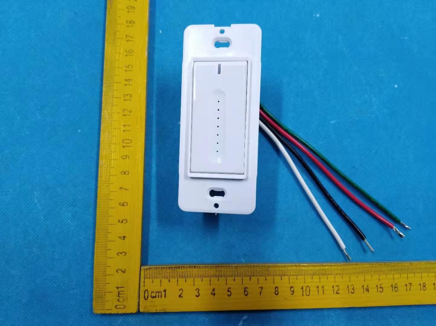 Smart Dimmer Switch 50199 - FCC ID 2AQUQGE50199 - Globe Electric Company Inc. (4)