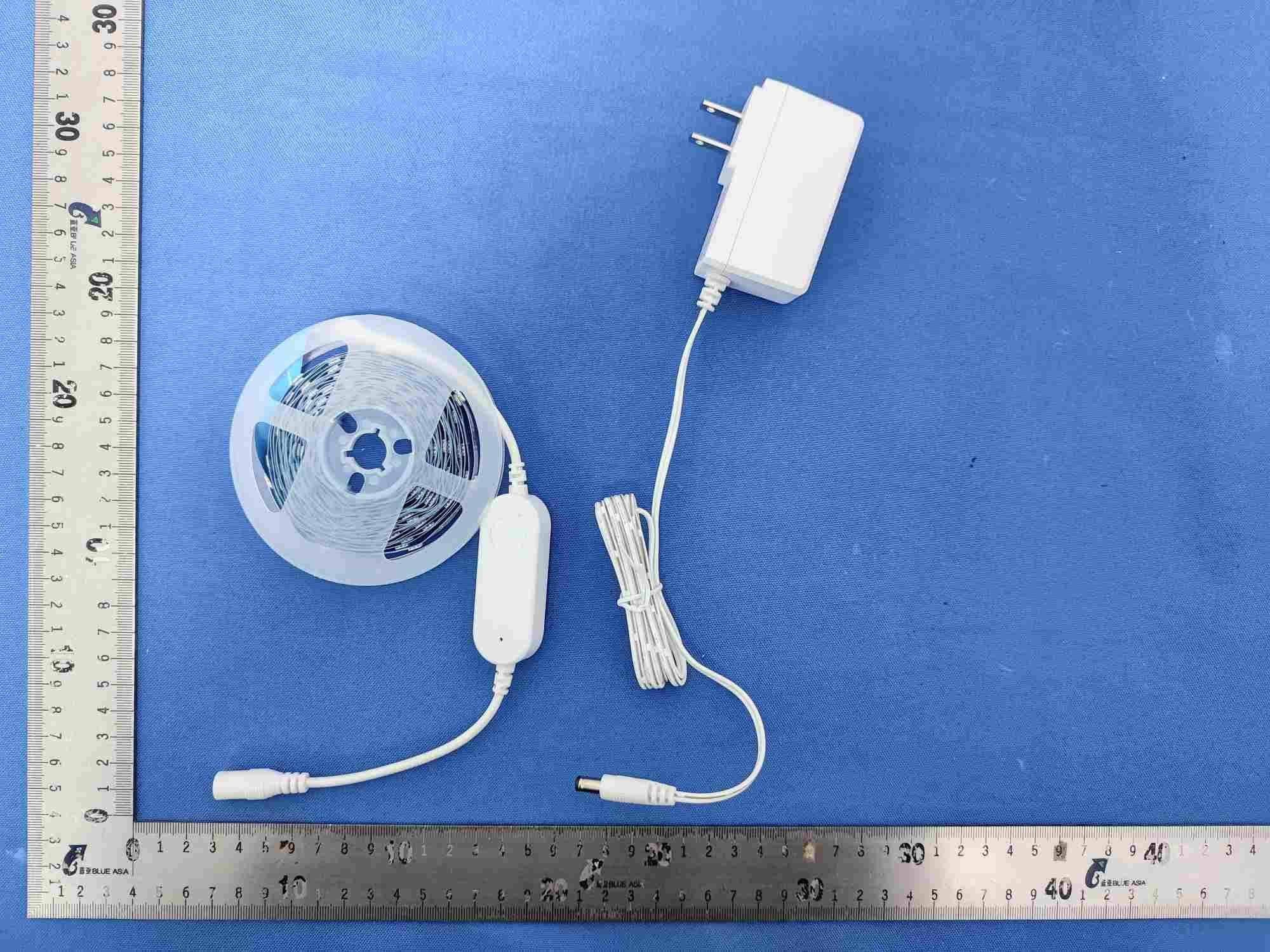 Smart Beacon Strip Light, RGB, 12V Adapter, 16.4ft/5m - FCC ID 2AQUQGE50619A - Globe Electric Company Inc. (2)